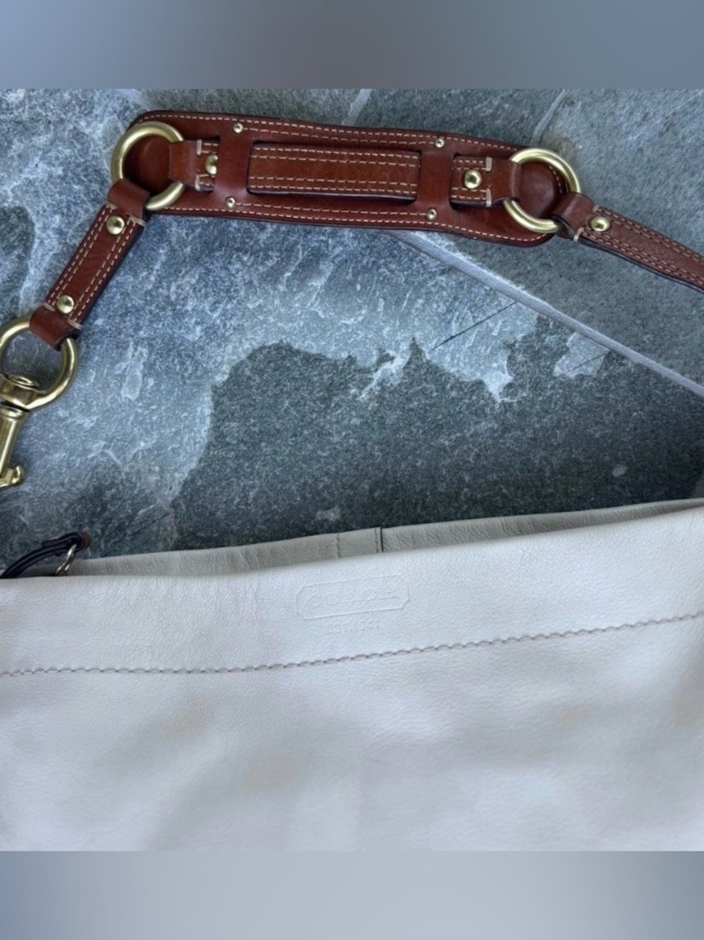 Coach Vintage Hobo Carly Bag with Brass Details Creamy White L0773-11636 - Picture 2 of 16